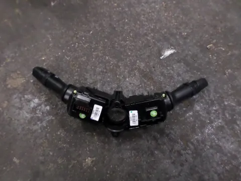 Διακόπτης Φώτων-Φλάς για HYUNDAI i30 (2012 - ) ( ) - 