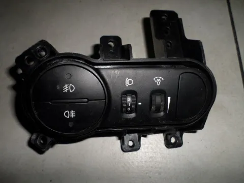 Διακόπτης Φώτων για HYUNDAI i10 (2008 - 2011) Διακόπτης Φώτων για HYUNDAI i10 (2008 - 2011)