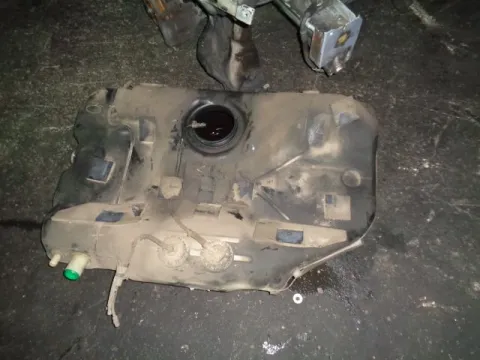 Δεξαμενή Καυσίμου (Ρεζερβουάρ) για HYUNDAI COUPE (2001 - 2004) (GK) *Δ* *128111* Δεξαμενή Καυσίμου (Ρεζερβουάρ) για HYUNDAI COUPE (2001 - 2004) (GK) *Δ* *128111*