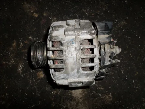 Δυναμό - Εναλλάκτης 8200654541B για RENAULT MEGANE (2002 - 2005) (LM) (KM) (EM) (CM) Δυναμό - Εναλλάκτης 8200654541B για RENAULT MEGANE (2002 - 2005) (LM) (KM) (EM) (CM)