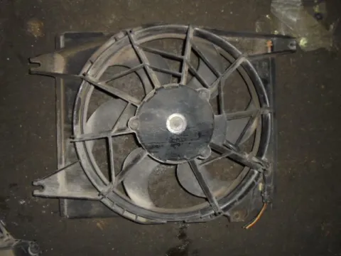 Βεντιλατέρ A-C για HYUNDAI COUPE (1997- 1999) (RD) Βεντιλατέρ A-C για HYUNDAI COUPE (1997- 1999) (RD)