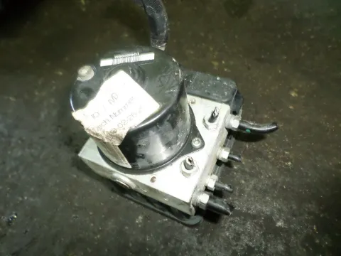 Μονάδα ABS 8M512C405AA για FORD C-MAX (2003 - 2006) Mk1a (C214) , (2007 - 2010) Mk1b (C214) Μονάδα ABS 8M512C405AA για FORD C-MAX (2003 - 2006) Mk1a (C214) , (2007 - 2010) Mk1b (C214)