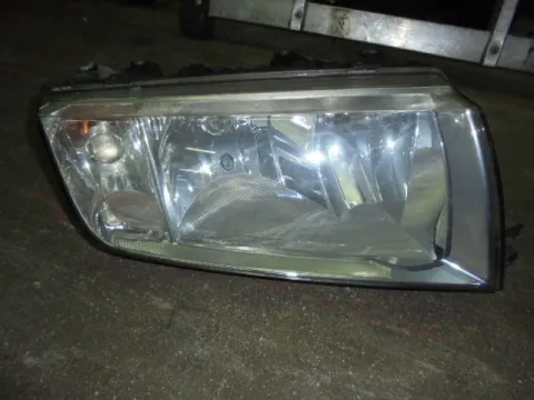 Φανάρι Εμπρός Δεξί για SKODA FABIA (2000 - 2004) (6Y) , (2004 - 2007) (6Y) Φανάρι Εμπρός Δεξί για SKODA FABIA (2000 - 2004) (6Y) , (2004 - 2007) (6Y)