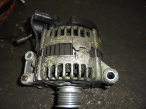 Δυναμό - Εναλλάκτης για MINI MINI COOPER (2004 - 2006) Δυναμό - Εναλλάκτης για MINI MINI COOPER (2004 - 2006)