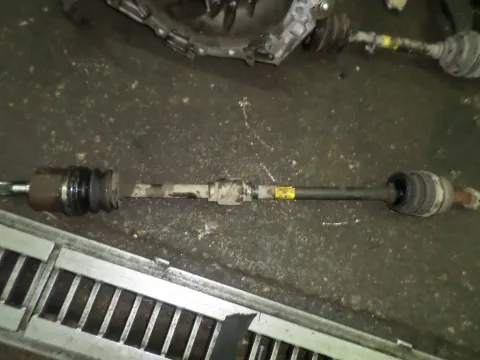 Ημιαξόνιο Εμπρός Δεξί ΑΥΤΟΜΑΤΟ Με ABS για HYUNDAI ACCENT (2003 - 2005) (CG) (LC2) Ημιαξόνιο Εμπρός Δεξί ΑΥΤΟΜΑΤΟ Με ABS για HYUNDAI ACCENT (2003 - 2005) (CG) (LC2)