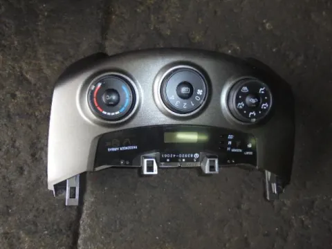 Χειριστήρια Καλοριφέρ για TOYOTA RAV-4 (2009 - 2011) (XA30) , (2011 - 2013) Χειριστήρια Καλοριφέρ για TOYOTA RAV-4 (2009 - 2011) (XA30) , (2011 - 2013)