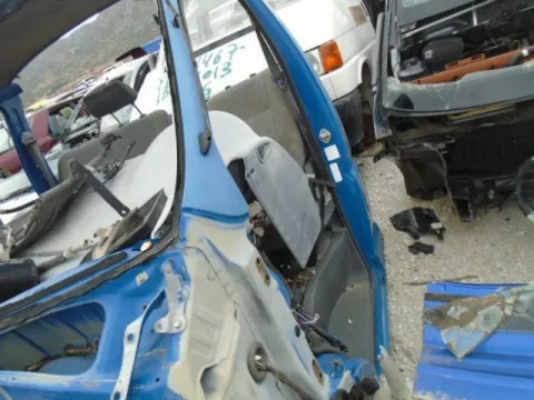 Τροπέτο Εμπρός Δεν Έχει Μηχανή Και Σασμάν (Έχει A/C) για TOYOTA HI-ACE (1996 - 2006) (XH10) *Δ* -  Τροπέτο Εμπρός Δεν Έχει Μηχανή Και Σασμάν (Έχει A/C) για TOYOTA HI-ACE (1996 - 2006) (XH10) *Δ* -