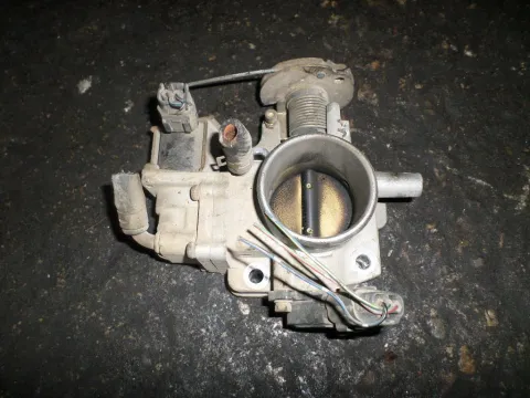Σώμα Πεταλούδας για MAZDA 323F (1995 - 1998) (BA) Σώμα Πεταλούδας για MAZDA 323F (1995 - 1998) (BA)