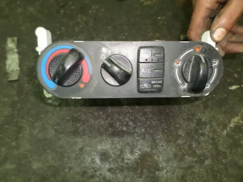 Όργανα Ταμπλό Χειριστήρια Καλοριφέρ για NISSAN ALMERA (2002 - 2006) (N16) Όργανα Ταμπλό Χειριστήρια Καλοριφέρ για NISSAN ALMERA (2002 - 2006) (N16)