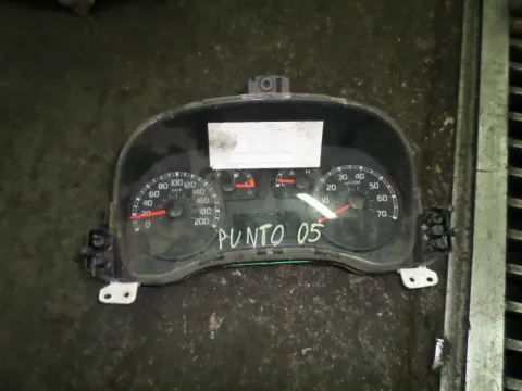 Κοντέρ για FIAT PUNTO (2003 - 2008) (188) Κοντέρ για FIAT PUNTO (2003 - 2008) (188)