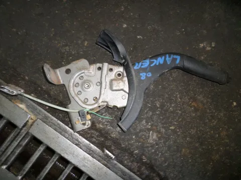 Χειρόφρενο για MITSUBISHI LANCER (2008 - ) (CX-CY) Χειρόφρενο για MITSUBISHI LANCER (2008 - ) (CX-CY)