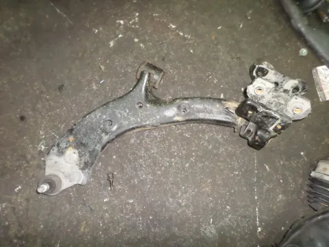 Ψαλίδι Εμπρός Αριστερό για HONDA CRV (2007 - 2009) (RE) Ψαλίδι Εμπρός Αριστερό για HONDA CRV (2007 - 2009) (RE)