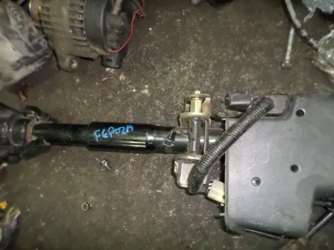 Κολόνα Τιμονιού Μεταχειρισμένη για DAIHATSU FEROZA (1995 - 1998) (F300) *Α* Κολόνα Τιμονιού Μεταχειρισμένη για DAIHATSU FEROZA (1995 - 1998) (F300) *Α*
