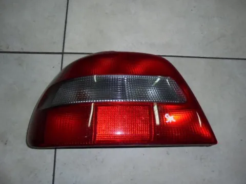 Φανάρι Πίσω Αριστερό για VOLVO S40 (1995 - 2000) (VS) Φανάρι Πίσω Αριστερό για VOLVO S40 (1995 - 2000) (VS)
