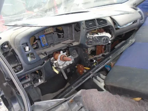 Τροπέτο Πίσω Με Άξονα Με Θόλουs Και Σασί για MITSUBISHI COLT (1999 - 2004) (CJ) *Δ* -  Τροπέτο Πίσω Με Άξονα Με Θόλουs Και Σασί για MITSUBISHI COLT (1999 - 2004) (CJ) *Δ* -