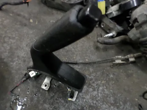 Χειρόφρενο για HYUNDAI i10 (2008 - 2011) Χειρόφρενο για HYUNDAI i10 (2008 - 2011)