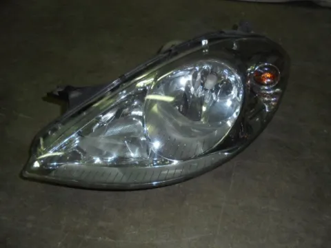 Φανάρι Εμπρός Αριστερό για MERCEDES A - CLASS (2004 - 2008) (W169) Φανάρι Εμπρός Αριστερό για MERCEDES A - CLASS (2004 - 2008) (W169)