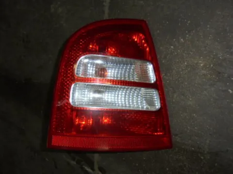 Φανάρι Πίσω Αριστερό για SKODA OCTAVIA (2000 - 2004) 4 (1U2-5) Hatchback - 5dr Φανάρι Πίσω Αριστερό για SKODA OCTAVIA (2000 - 2004) 4 (1U2-5) Hatchback - 5dr
