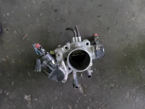 Σώμα Πεταλούδας για HYUNDAI EXCEL (1990 - 1992) (X-2)    (56) Σώμα Πεταλούδας για HYUNDAI EXCEL (1990 - 1992) (X-2)    (56)