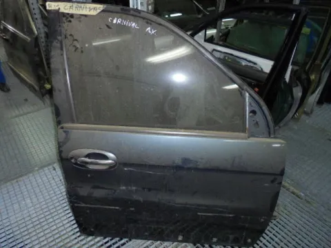 Πόρτα Εμπρός Δεξιά για KIA CARNIVAL (1998 - 2006) *Γ* Πόρτα Εμπρός Δεξιά για KIA CARNIVAL (1998 - 2006) *Γ*