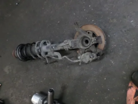 Άκρο Πλήρες Εμπρός Δεξί Με ABS για FORD FIESTA (1996 - 1999) Mk4a Άκρο Πλήρες Εμπρός Δεξί Με ABS για FORD FIESTA (1996 - 1999) Mk4a