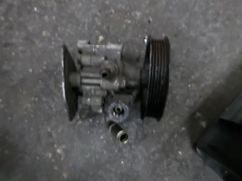 Αντλία Υδραυλικού Τιμονιού για TOYOTA YARIS (1999 - 2002) (XP10) Αντλία Υδραυλικού Τιμονιού για TOYOTA YARIS (1999 - 2002) (XP10)