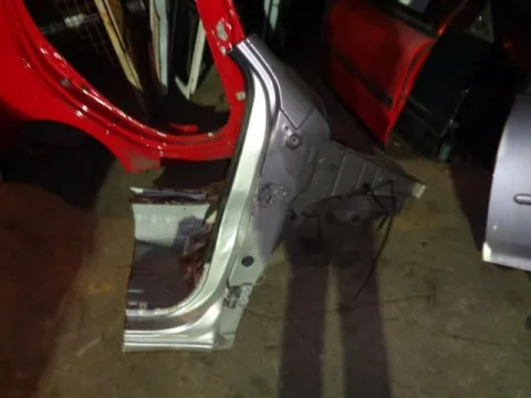 Θολος Μεταλλικος Εμπρός Δεξίο Με Κολώνα για TOYOTA YARIS (2003 - 2005) (XP10) *Δ* Θολος Μεταλλικος Εμπρός Δεξίο Με Κολώνα για TOYOTA YARIS (2003 - 2005) (XP10) *Δ*