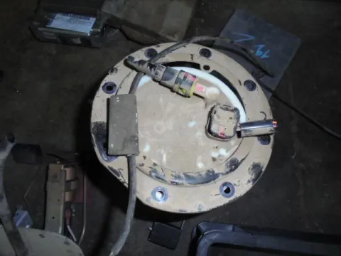 Αντλία Καυσίμου (Τρόμπα Βενζίνης) για SUZUKI SX4 (2007 - 2009) (RW) Αντλία Καυσίμου (Τρόμπα Βενζίνης) για SUZUKI SX4 (2007 - 2009) (RW)