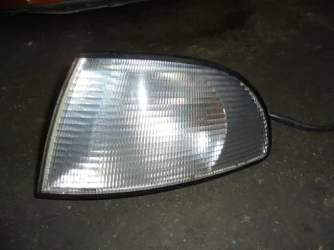 Φλας Εμπρός Αριστερό Bosch για AUDI A4 (1995 - 1998) (8D)