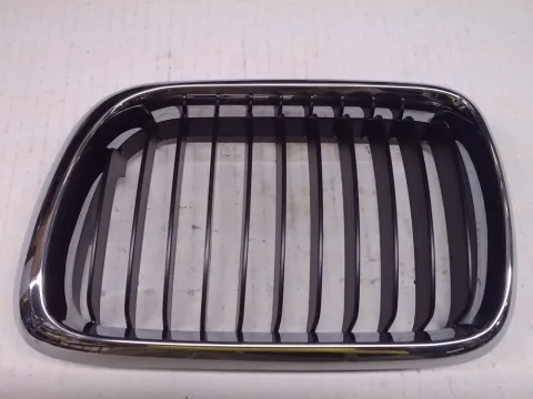 Καρδιά Μάσκας  (Μαύρη-Χρώμιο) Αριστερή για BMW 3 Series (1999 - 2003) (E46) (1998 - 2002) Sedan - 4dr , (1999 - 2002) Touring S-W 5dr Ημιτασιόν Καρδιά Μάσκας  (Μαύρη-Χρώμιο) Αριστερή για BMW 3 Series (1999 - 2003) (E46) (1998 - 2002) Sedan - 4dr , (1999 - 2002) Touring S-W 5dr Ημιτασιόν