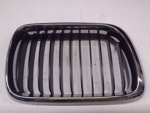 Καρδιά Μάσκας  (Μαύρη-Χρώμιο) Δεξιά για BMW 3 Series (1999 - 2003) (E46) (1998 - 2002) Sedan - 4dr , (1999 - 2002) Touring S-W 5dr Ημιτασιόν Καρδιά Μάσκας  (Μαύρη-Χρώμιο) Δεξιά για BMW 3 Series (1999 - 2003) (E46) (1998 - 2002) Sedan - 4dr , (1999 - 2002) Touring S-W 5dr Ημιτασιόν