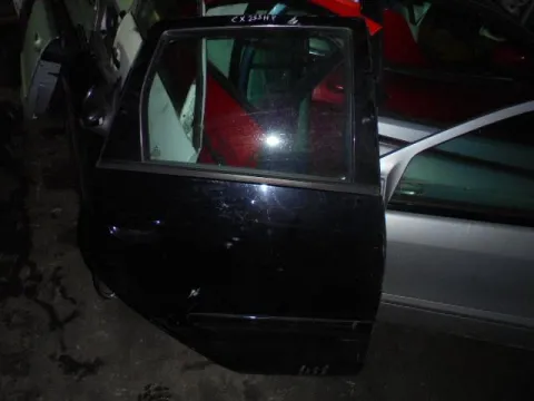 Πόρτα Πίσω Δεξιά για MITSUBISHI COLT (2005 - 2008 ) (CZ) Πόρτα Πίσω Δεξιά για MITSUBISHI COLT (2005 - 2008 ) (CZ)