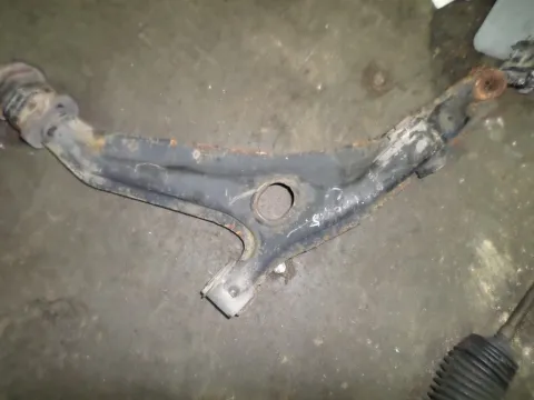 Ψαλίδι Εμπρός Αριστερό για HONDA CIVIC (1999 - 2001) (EJ - K - M) (MB - C) Ψαλίδι Εμπρός Αριστερό για HONDA CIVIC (1999 - 2001) (EJ - K - M) (MB - C)