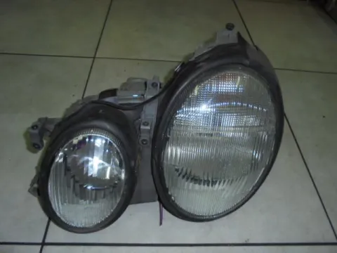 Φανάρι Εμπρός Αριστερό για MERCEDES E - CLASS (1996 - 1999) (W210) Φανάρι Εμπρός Αριστερό για MERCEDES E - CLASS (1996 - 1999) (W210)