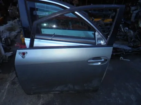 Πόρτα Εμπρός Αριστερή για TOYOTA VERSO (2009 - ) Πόρτα Εμπρός Αριστερή για TOYOTA VERSO (2009 - )