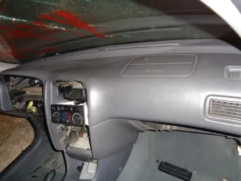 Τροπέτο Πίσω Με Άξονα Με Θόλουs Και Σασί για TOYOTA AVENSIS (1997 - 2000) (T220) Sedan - 4dr , (2000 - 2003) (T220) *Δ* -  Τροπέτο Πίσω Με Άξονα Με Θόλουs Και Σασί για TOYOTA AVENSIS (1997 - 2000) (T220) Sedan - 4dr , (2000 - 2003) (T220) *Δ* -