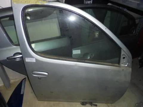 Πόρτα Εμπρός Δεξιά για TOYOTA YARIS VERSO (1999 - 2002) (XP20) , (2002 - 2004) (XP20) Πόρτα Εμπρός Δεξιά για TOYOTA YARIS VERSO (1999 - 2002) (XP20) , (2002 - 2004) (XP20)