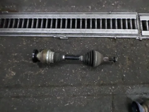 Ημιαξόνιο Εμπρός Αριστερό για VW TIGUAN (2008 - 2012) (5N) , (2012 - ) ( ) Ημιαξόνιο Εμπρός Αριστερό για VW TIGUAN (2008 - 2012) (5N) , (2012 - ) ( )