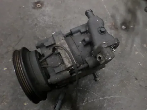 Συμπιεστής A-C (Κομπρέσορας) για HYUNDAI COUPE (1997- 1999) (RD) Συμπιεστής A-C (Κομπρέσορας) για HYUNDAI COUPE (1997- 1999) (RD)