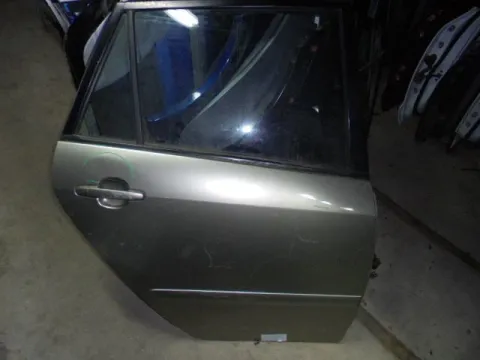 Πόρτα Πίσω Δεξιά Λίγο Χτυπημένη για TOYOTA COROLLA VERSO (2001 - 2004) (E120) Πόρτα Πίσω Δεξιά Λίγο Χτυπημένη για TOYOTA COROLLA VERSO (2001 - 2004) (E120)