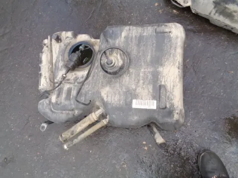 Δεξαμενή Καυσίμου (Ρεζερβουάρ) για FORD FIESTA (2002 - 2005) Mk5a *Δ*18326 Δεξαμενή Καυσίμου (Ρεζερβουάρ) για FORD FIESTA (2002 - 2005) Mk5a *Δ*18326