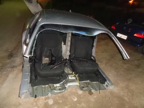Τροπέτο Πίσω Με Άξονα για HYUNDAI COUPE (1999 - 2001) (RD) *Δ* Τροπέτο Πίσω Με Άξονα για HYUNDAI COUPE (1999 - 2001) (RD) *Δ*