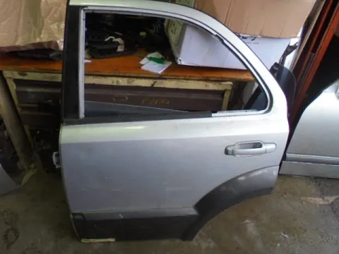 Πόρτα Πίσω Αριστερή για KIA SORENTO (2002 - 2007) (JC) , (2007 - 2009) (JC)  *Γ* Πόρτα Πίσω Αριστερή για KIA SORENTO (2002 - 2007) (JC) , (2007 - 2009) (JC)  *Γ*
