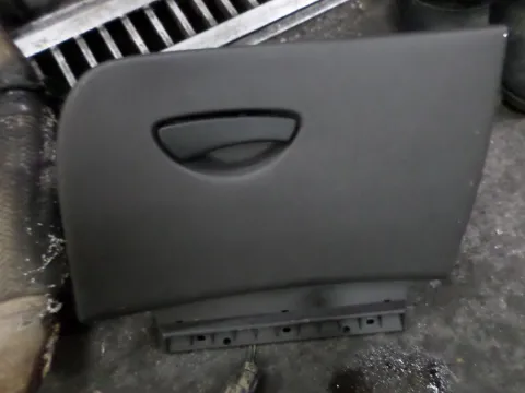 Ντουλαπάκι για FORD FOCUS (2008 - 2010) Mk2b (DA3 - C307) Ντουλαπάκι για FORD FOCUS (2008 - 2010) Mk2b (DA3 - C307)