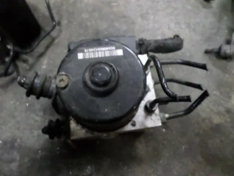Μονάδα ABS Με Κωδικό 1K0614517AE/1K0907379AC για VW GOLF (2004 - 2008) Mk5 (1K1) Μονάδα ABS Με Κωδικό 1K0614517AE/1K0907379AC για VW GOLF (2004 - 2008) Mk5 (1K1)