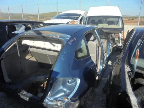 Τροπέτο Πίσω Με Άξονα Με Θόλουs Και Σασί για KIA RIO (2002 - 2005) (DC) HatchWagon - 5dr *Δ* Τροπέτο Πίσω Με Άξονα Με Θόλουs Και Σασί για KIA RIO (2002 - 2005) (DC) HatchWagon - 5dr *Δ*