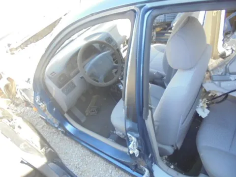 Τροπέτο Πίσω Με Άξονα Με Θόλουs Και Σασί για KIA RIO (2002 - 2005) (DC) HatchWagon - 5dr *Δ* -  Τροπέτο Πίσω Με Άξονα Με Θόλουs Και Σασί για KIA RIO (2002 - 2005) (DC) HatchWagon - 5dr *Δ* -