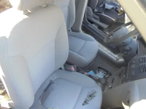 Τροπέτο Πίσω Με Άξονα Με Θόλουs Και Σασί για KIA RIO (2002 - 2005) (DC) HatchWagon - 5dr *Δ* -  Τροπέτο Πίσω Με Άξονα Με Θόλουs Και Σασί για KIA RIO (2002 - 2005) (DC) HatchWagon - 5dr *Δ* -