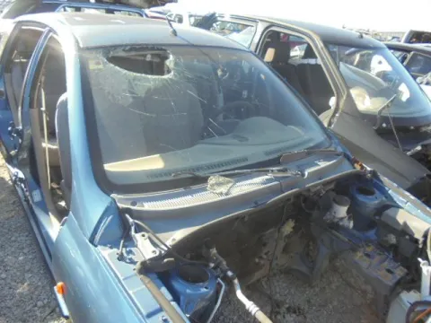 Τροπέτο Πίσω Με Άξονα Με Θόλουs Και Σασί για KIA RIO (2002 - 2005) (DC) HatchWagon - 5dr *Δ* -  Τροπέτο Πίσω Με Άξονα Με Θόλουs Και Σασί για KIA RIO (2002 - 2005) (DC) HatchWagon - 5dr *Δ* -