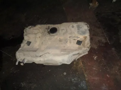 Δεξαμενή Καυσίμου (Ρεζερβουάρ) για HYUNDAI COUPE (1999 - 2001) (RD) *Δ*49763 Δεξαμενή Καυσίμου (Ρεζερβουάρ) για HYUNDAI COUPE (1999 - 2001) (RD) *Δ*49763